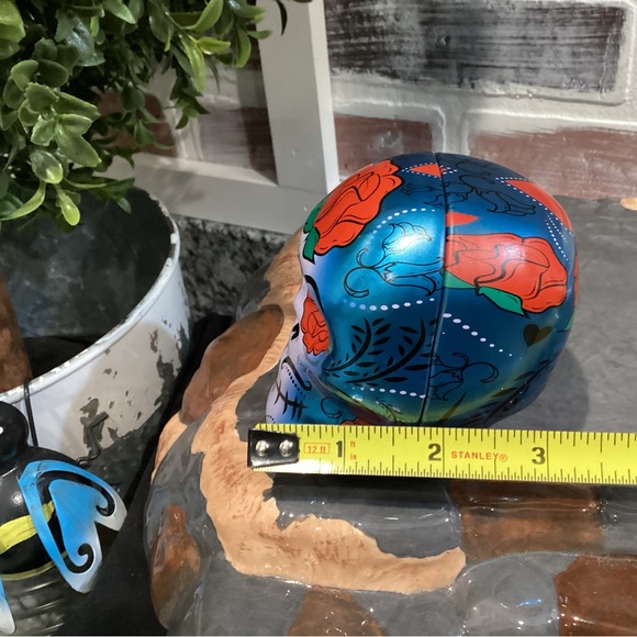 “3/$15 - Halloween Skull Tin Container - Very Gently Used - Picture 11 of 11